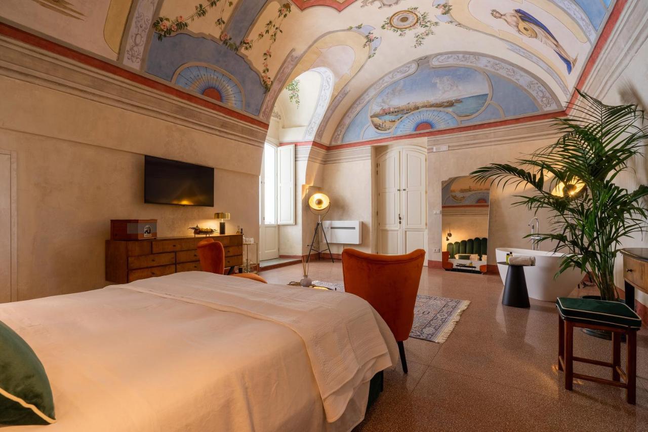 Relais La Casa Del Poeta Bed & Breakfast Gallipoli Exterior photo